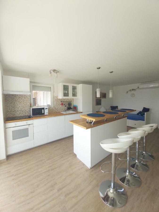 Apartments Irina Ičići Eksteriør billede