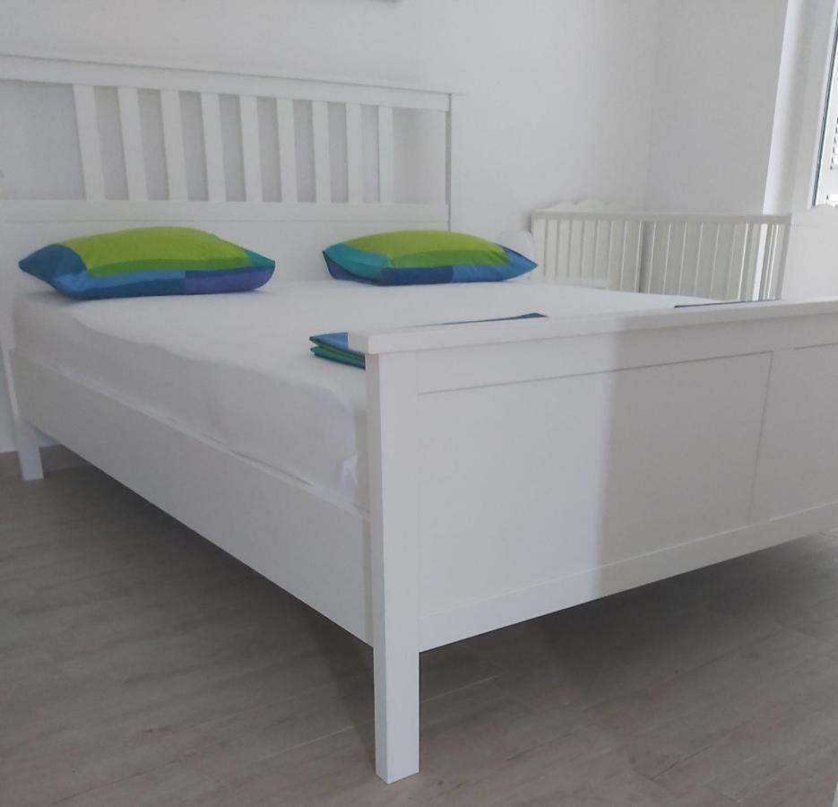 Apartments Irina Ičići Eksteriør billede